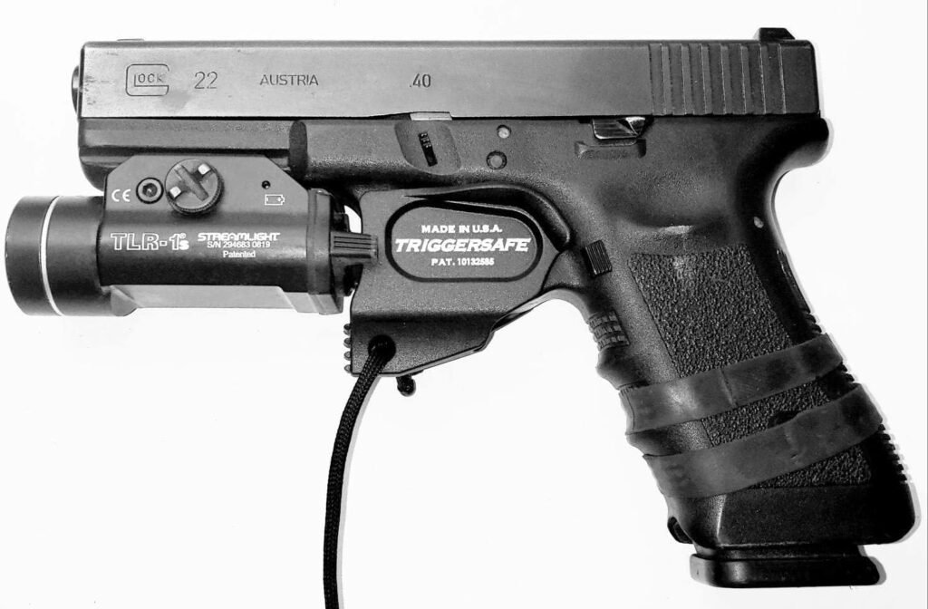 Handgun Glock TriggerSafe Trigger Staging Holster Safety Cover Guard - Designed to Avoid Accidental  Negligent Discharges - Compatible with Glock Handguns